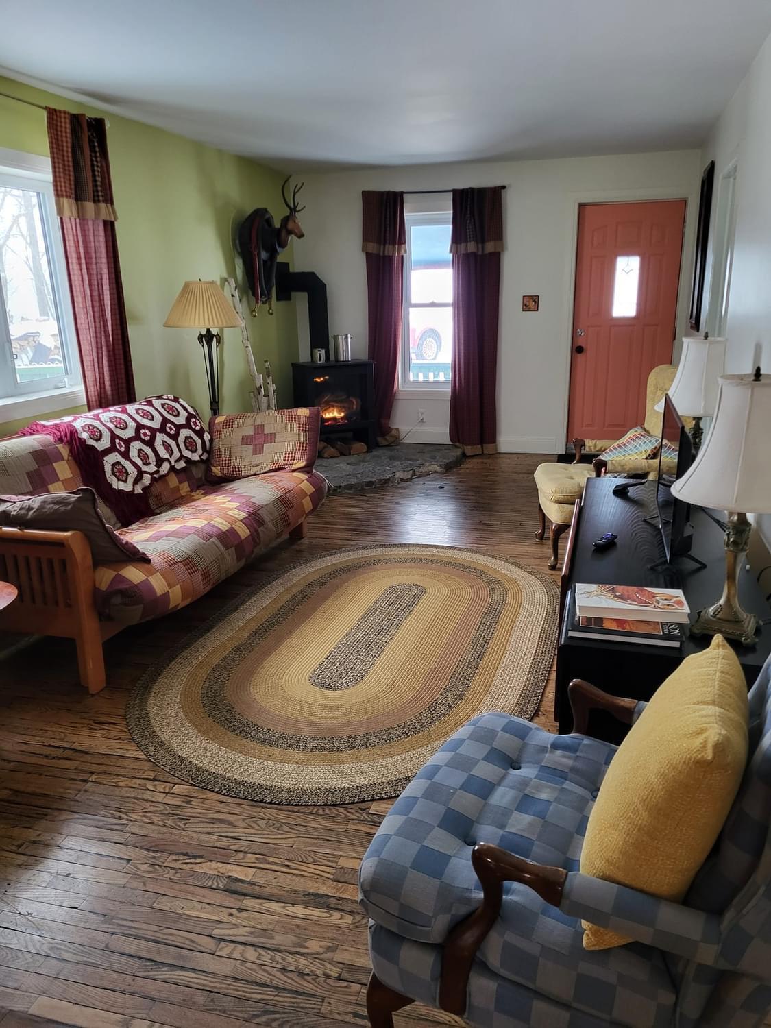 Spry Church Cozy Holiday home